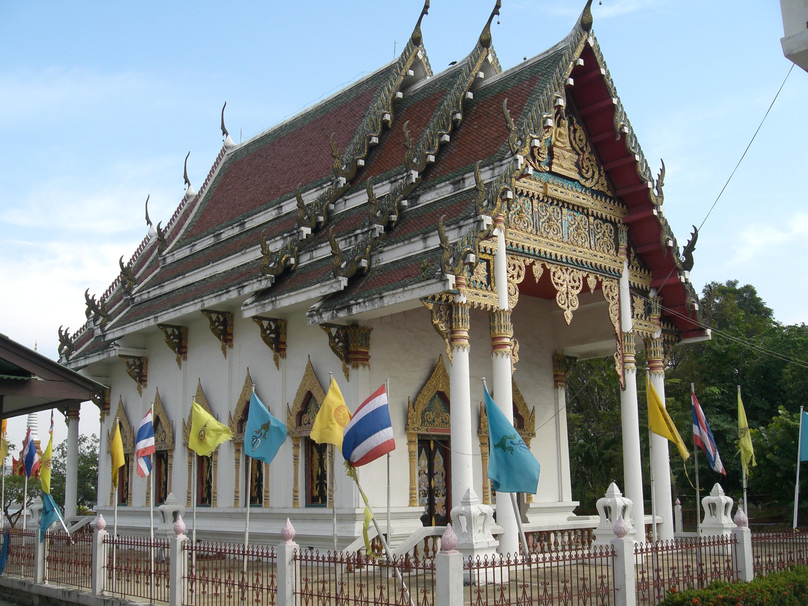 Wat Bang Nam Phueng Nok